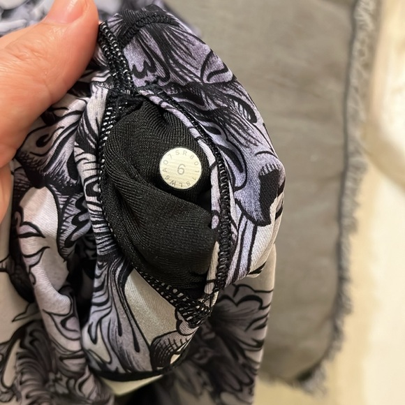 Lululemon Wunder Under Crop Hi-Rise Full-On Luxtreme 21" Starlight Multi Size 6 - Picture 9 of 9